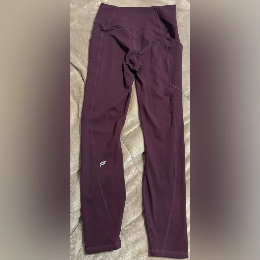 Fabletics Kids Purple Leggings - Picture 5 of 5